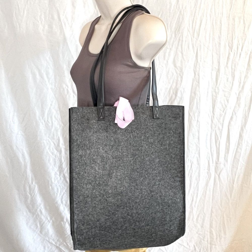 Wacoal Tote ~ Gray Wool Shoulder Bag W/ Pink Ribbon Closure ~ EUC